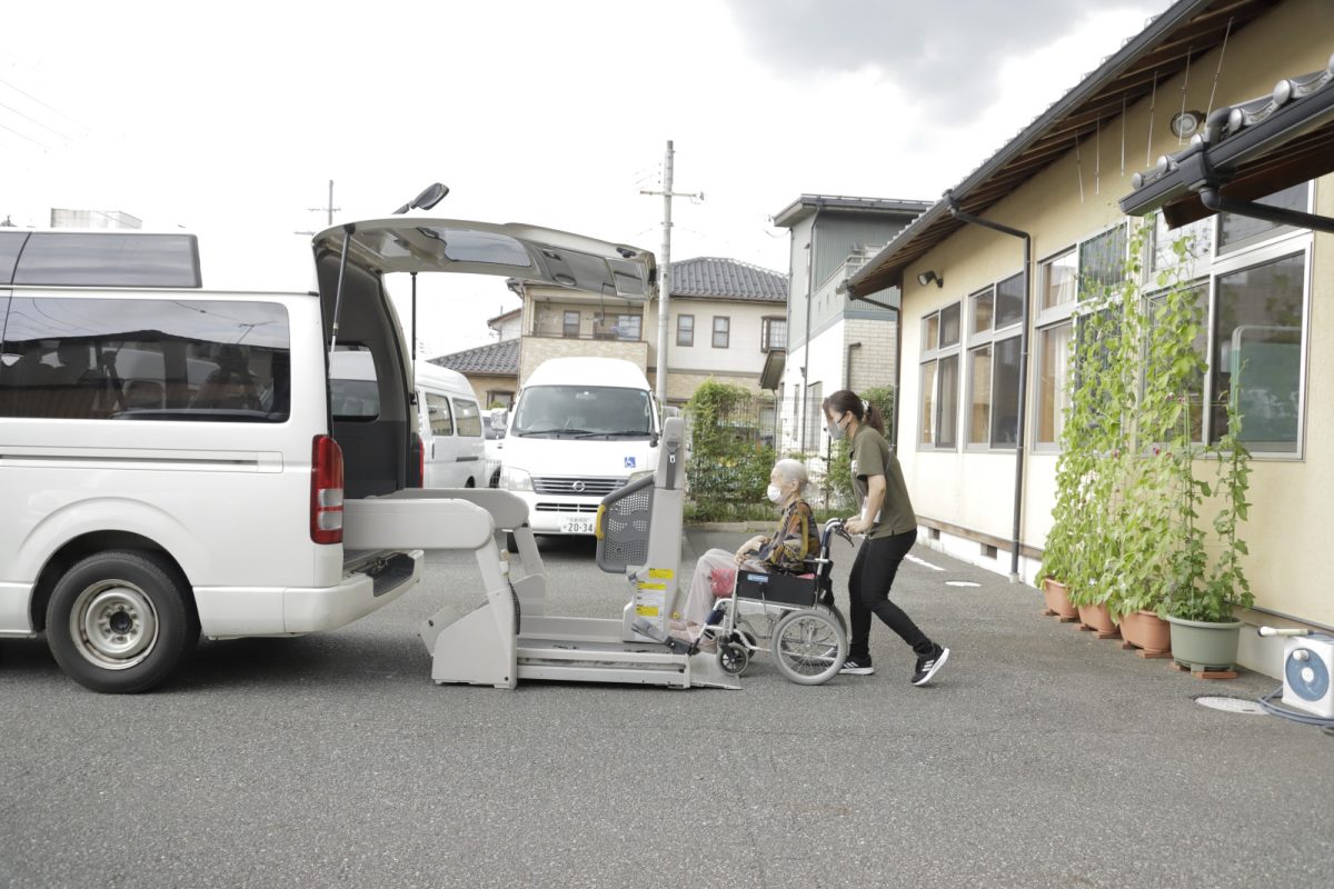 地元で叶えた幼い頃の夢―介護の現場で支える喜び