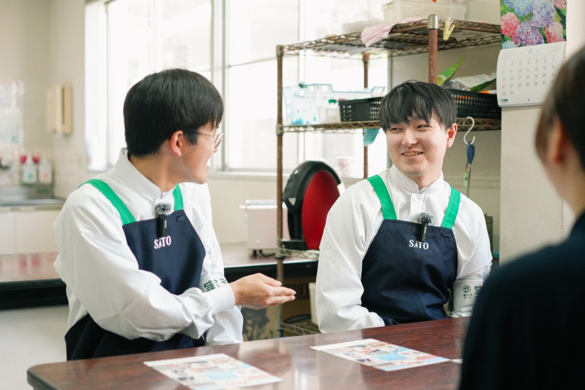 地元密着スーパーで働く、新入社員の素顔に密着!