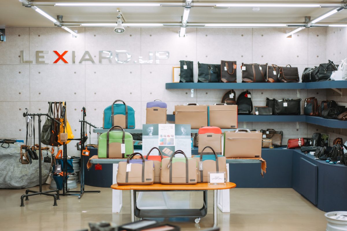 伝統×進化 ―”鞄のまち”豊岡で働く若手社員に密着!